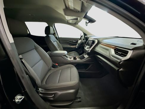 Used 2023 GMC Acadia SLE w/ Driver Convenience Package image 34