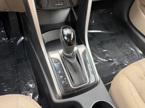 Used 2013 Hyundai Elantra GT FWD image 24
