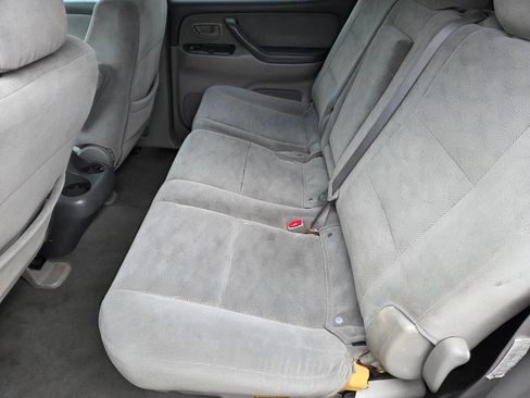 Used 2005 Toyota Sequoia SR5 image 9
