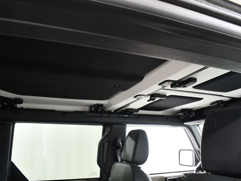 Used 2024 Ford Bronco Wildtrak AWD/4WD image 18
