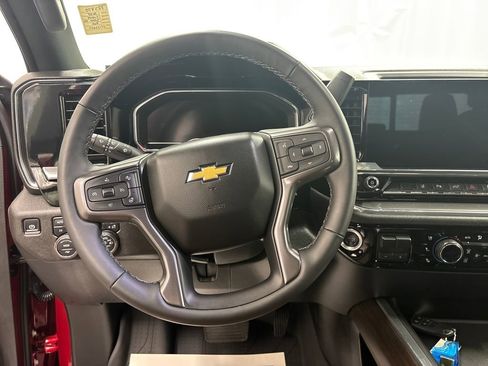 Certified 2025 Chevrolet Silverado 3500 High Country image 13