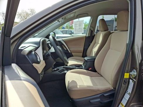 Used 2013 Toyota RAV4 LE AWD/4WD image 18
