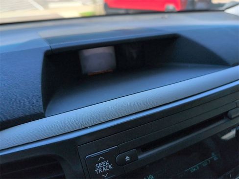 Used 2012 Toyota Sienna XLE image 27