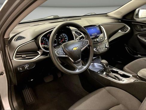 Used 2024 Chevrolet Malibu LT image 17