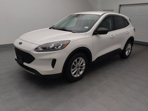 Used 2022 Ford Escape SE w/ Convenience Package AWD/4WD image 2