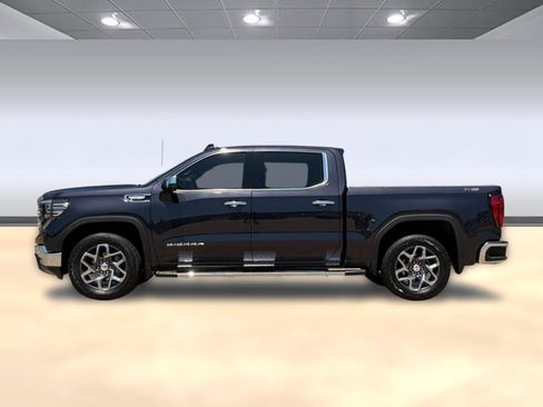 Used 2025 GMC Sierra 1500 SLT AWD/4WD image 2