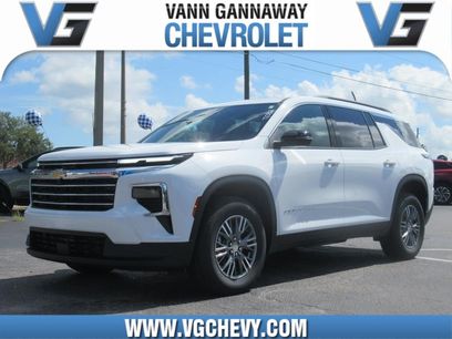 New 2025 Chevrolet Traverse LT