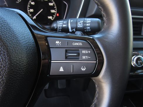 Certified 2025 Honda Pilot EX-L image 29