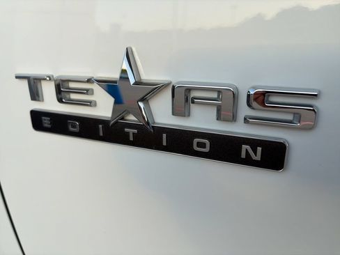 Certified 2024 Chevrolet Silverado 1500 LT w/ Texas Edition Plus RWD image 21