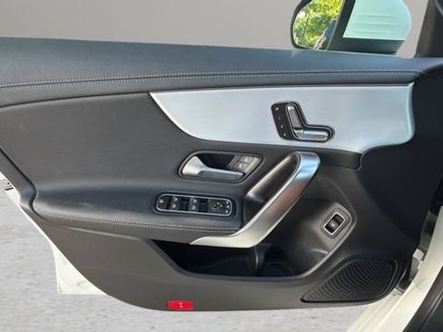 Used 2025 Mercedes-Benz CLA 250 image 17
