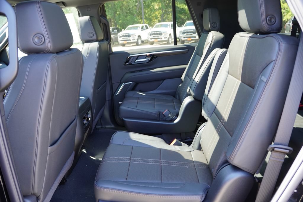 New 2026 Chevrolet Tahoe High Country AWD/4WD image 12
