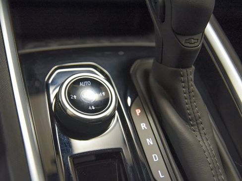 Used 2026 Chevrolet Colorado Trail Boss image 25