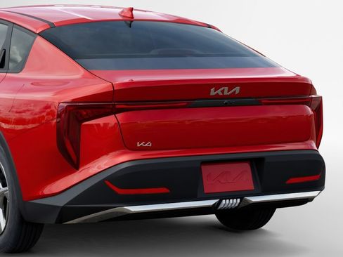 New 2026 Kia K4 FWD image 13