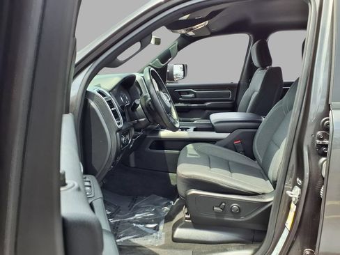 Used 2022 RAM 1500 Big Horn AWD/4WD image 19