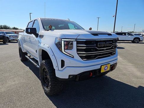 New 2025 GMC Sierra 1500 AT4 w/ AT4 Premium Package image 7