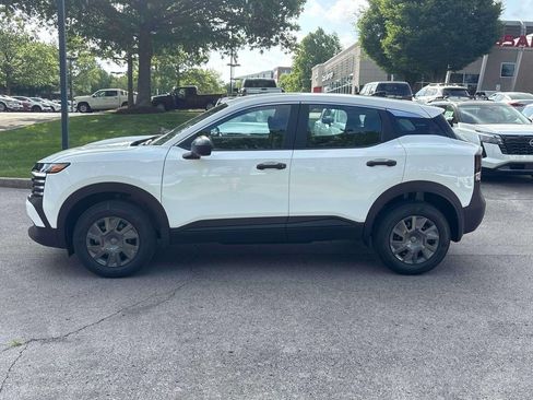 New 2026 Nissan Kicks S FWD image 4