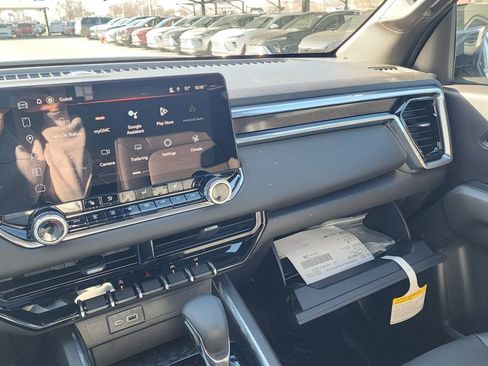 New 2026 GMC Canyon Elevation w/ Convenience Package image 33