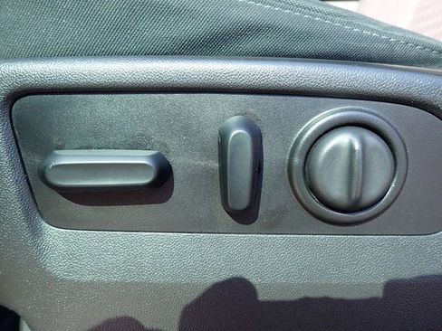 Used 2020 Chevrolet Silverado 1500 LT w/ All-Star Edition image 23