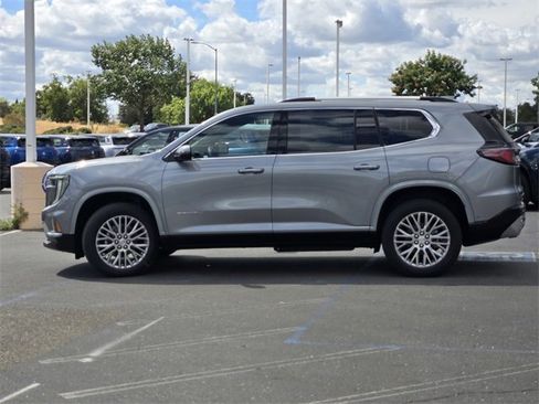 New 2026 GMC Acadia Denali w/ Super Cruise Package image 7