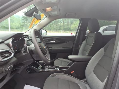 Used 2022 Chevrolet TrailBlazer LT AWD/4WD image 10