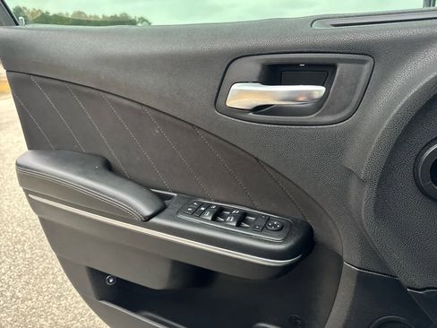 Used 2018 Dodge Charger R/T Scat Pack w/ Driver Confidence Group image 29