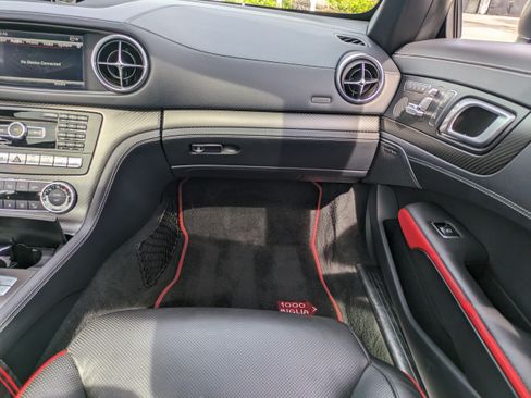 Used 2016 Mercedes-Benz SL 550 image 18