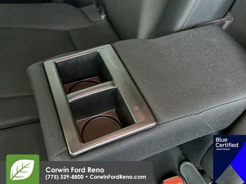Used 2018 Toyota RAV4 XLE AWD/4WD image 27