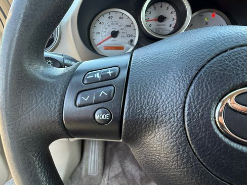 Used 2005 Toyota RAV4 2WD image 22