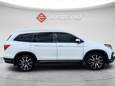 Used 2019 Honda Pilot Touring image 11