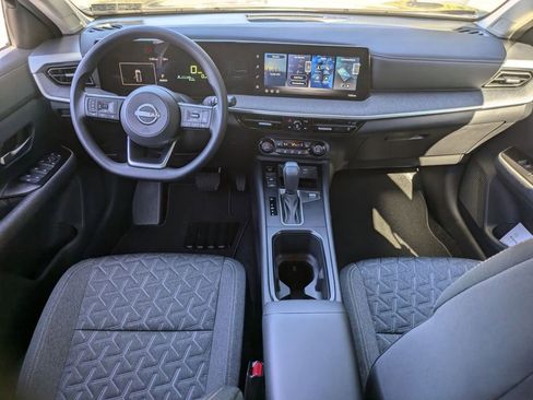 New 2026 Nissan Kicks SV w/ SV Premium Package image 20