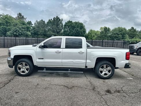 Used 2017 Chevrolet Silverado 1500 LT w/ Texas Edition RWD image 2