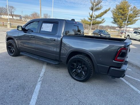 Used 2021 RAM 1500 Laramie w/ Night Edition image 17