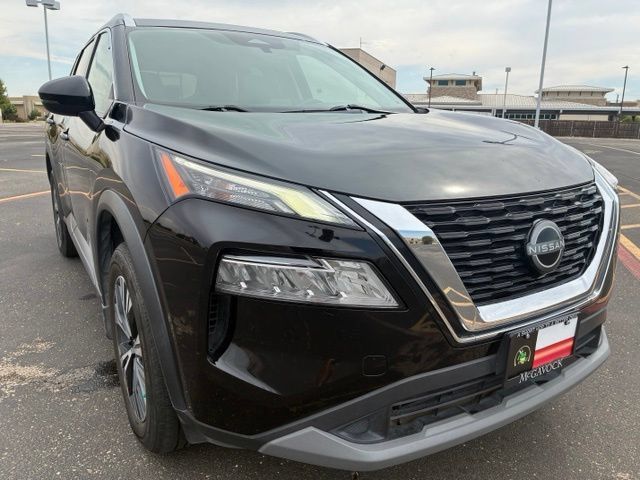 Certified 2022 Nissan Rogue SV w/ SV Premium Package FWD image 8