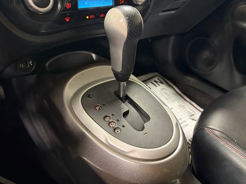 Used 2011 Nissan Juke SL AWD/4WD image 38