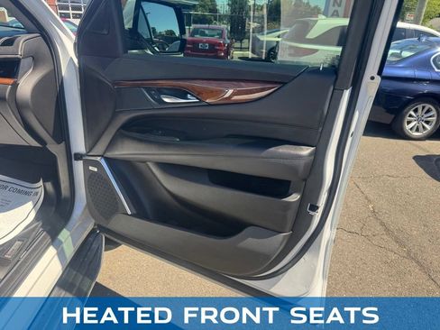 Used 2016 Cadillac Escalade 4WD image 20