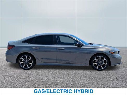 Certified 2025 Honda Civic Sport image 6