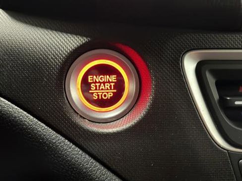 Used 2022 Honda Pilot TrailSport image 23