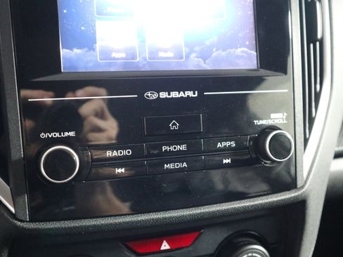 Used 2019 Subaru Crosstrek 2.0i image 30