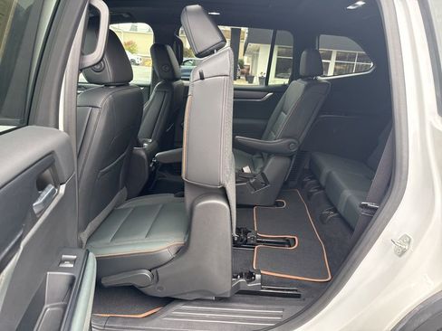 Used 2024 GMC Acadia AT4 w/ Super Cruise Package image 52