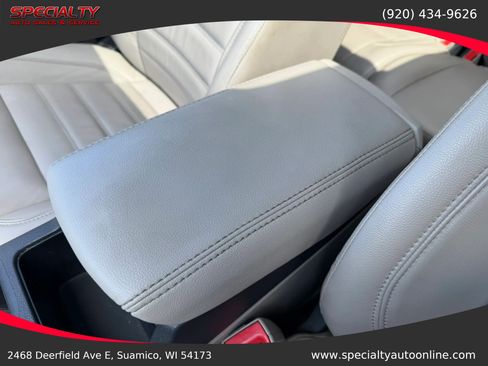 Used 2018 Ford Escape SEL AWD/4WD image 30