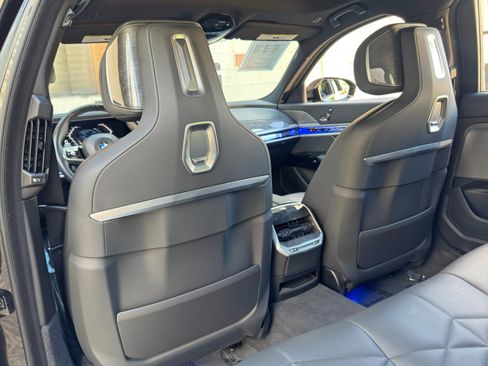 Used 2023 BMW 740i RWD image 43