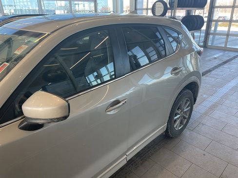 Used 2025 MAZDA CX-5 AWD 2.5 S w/ Preferred Package image 3