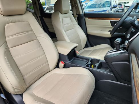 Used 2019 Honda CR-V Touring image 15