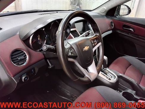 Used 2014 Chevrolet Cruze LT w/ RS Package FWD image 11