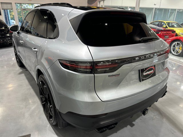 Used 2021 Porsche Cayenne AWD/4WD image 27
