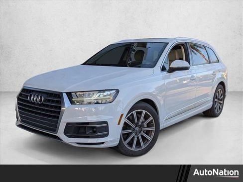 Used 2017 Audi Q7 3.0T Prestige image 1