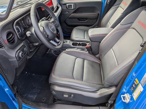 New 2026 Jeep Wrangler Unlimited Rubicon image 10