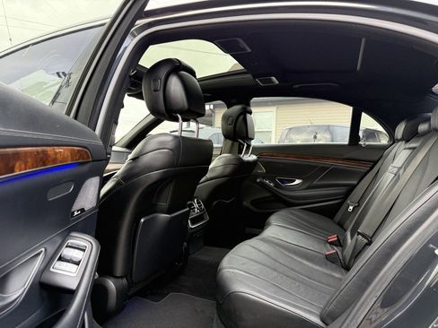 Used 2014 Mercedes-Benz S 550 Sedan image 22