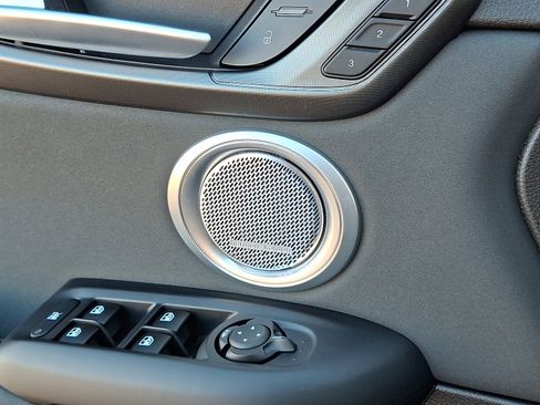 New 2025 Alfa Romeo Tonale w/ Premium Package image 19