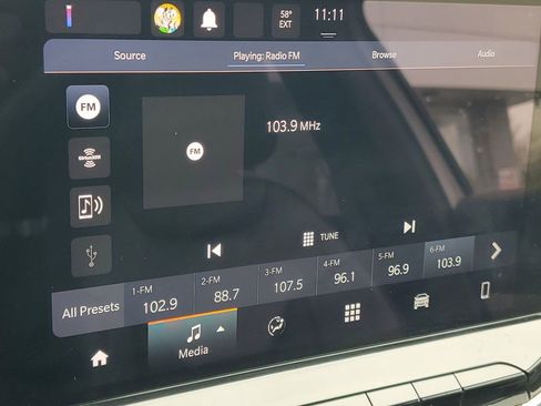 Used 2023 Jeep Compass Latitude image 20